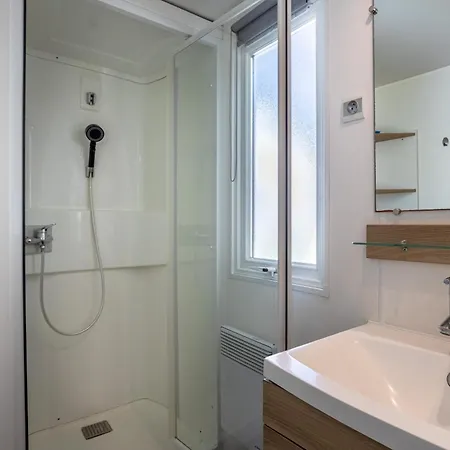 Mobil-home 2 - C Kemping