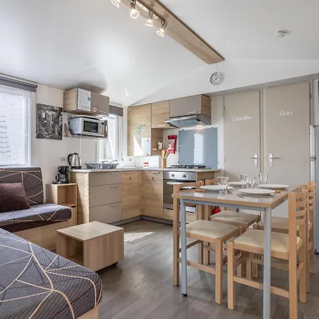 Mobil-home 2 - C 4*